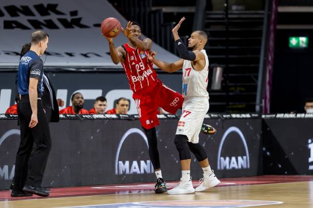 功于他对于 功于他对于