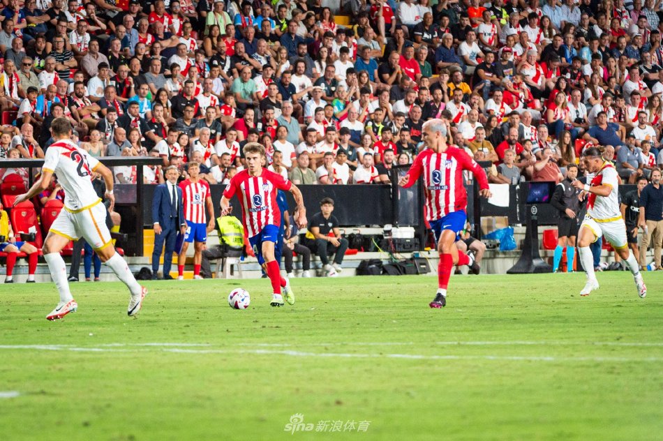 詹姆斯成为 詹姆斯成为