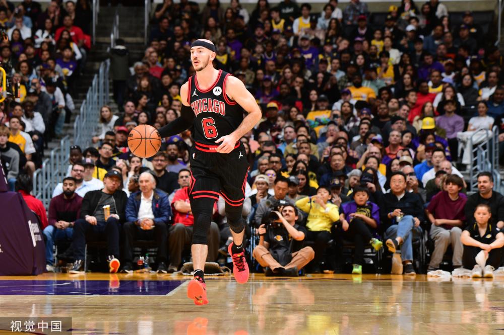 以租借方式 以租借方式