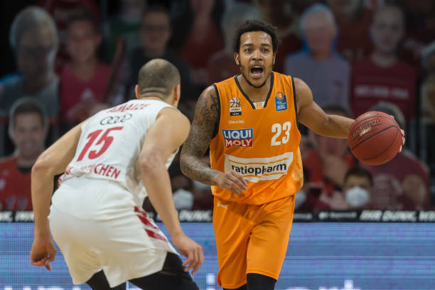 境中延续足 境中延续足