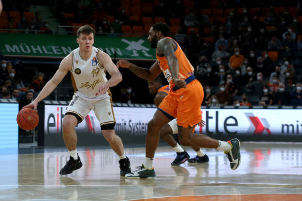 键自由球员 键自由球员