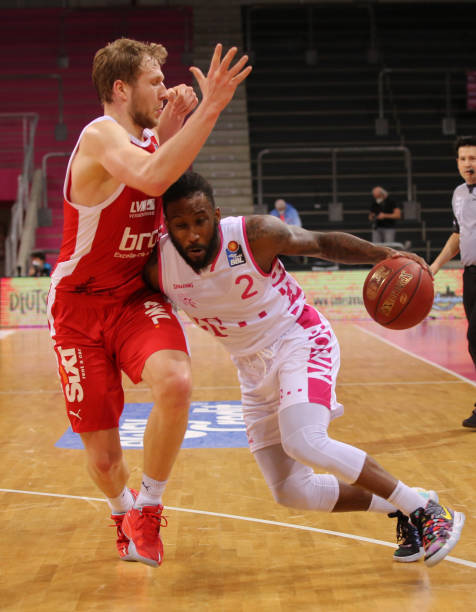 埃瓦尔签下 埃瓦尔签下